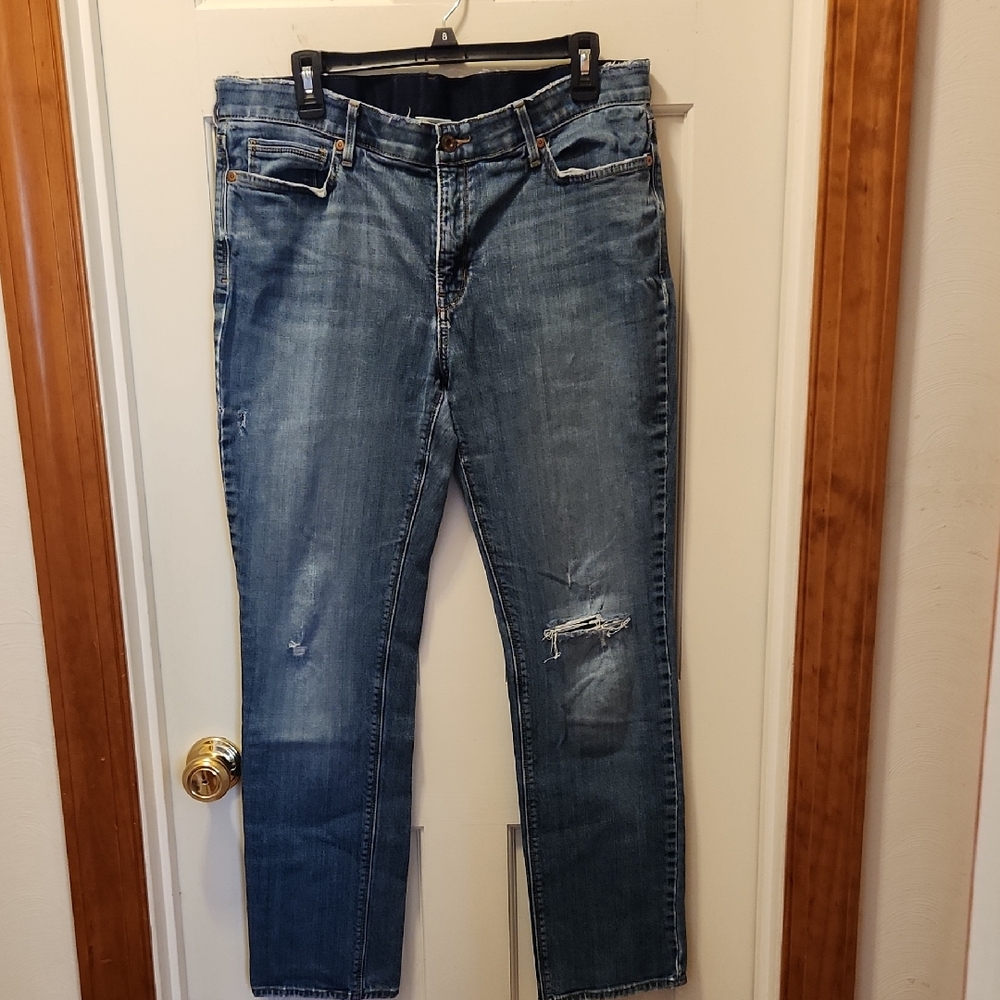 Levi Strauss & Co Perfect Waist 525 Straight Leg Distressed Blue Jeans